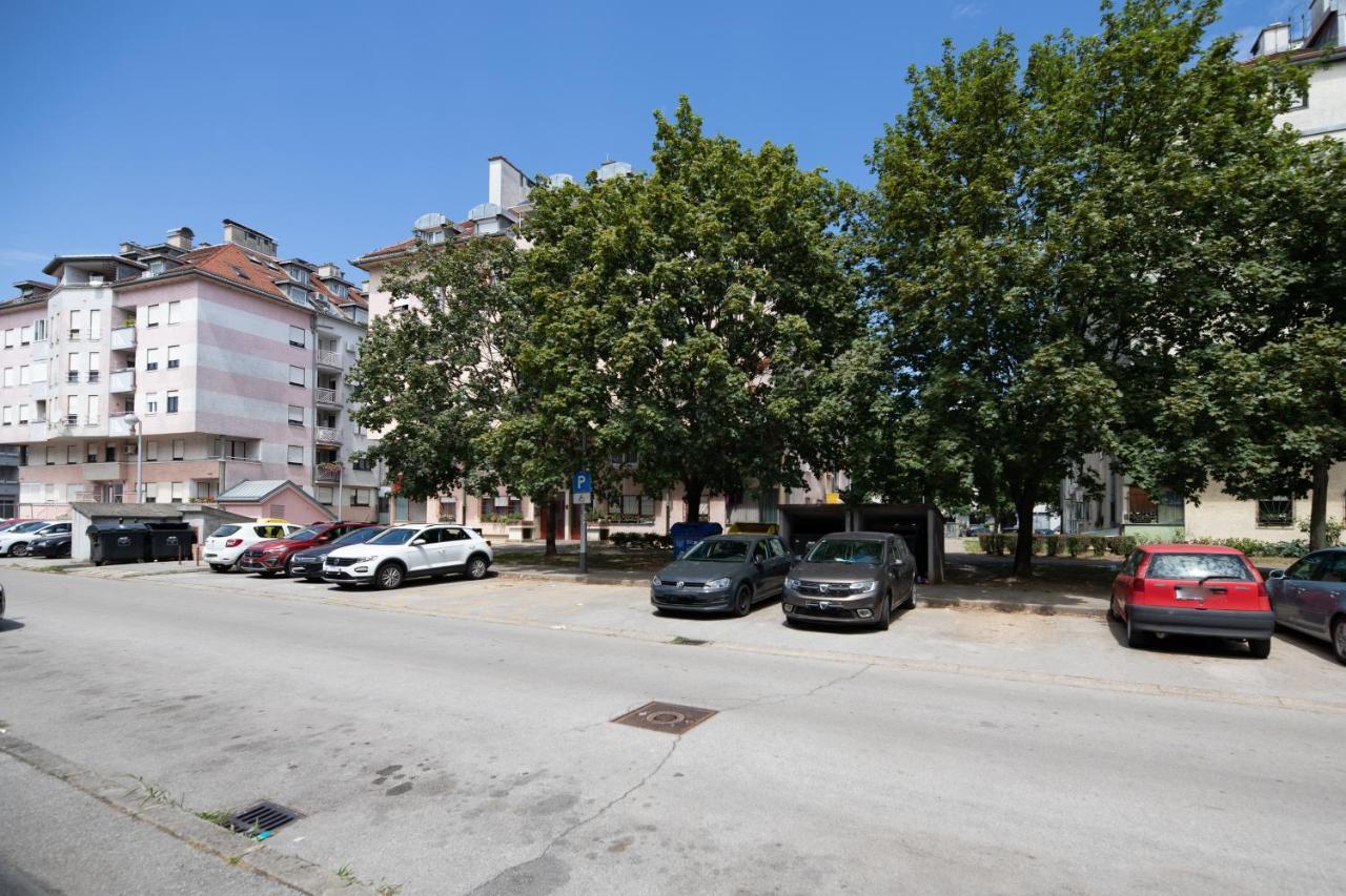 Iva Apartment Zagreb Luaran gambar